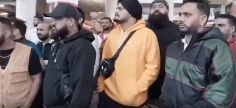 पिंड Pind Song Lyrics Hindi - Sidhu Moose Wala