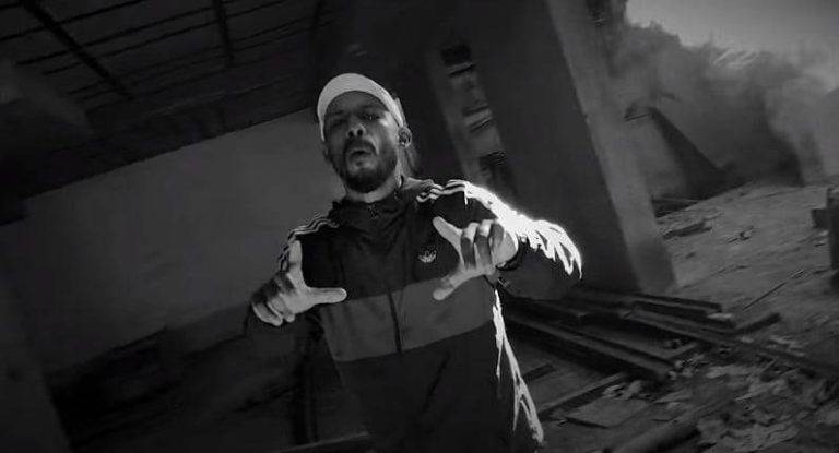 चमकीले चूजे Chamkeele Chuze Song Lyrics Hindi - Dino James