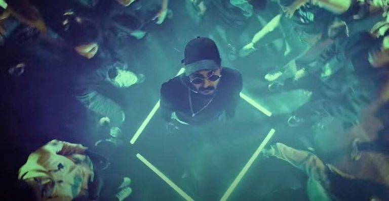 चार्ज Charge Song Lyrics In Hindi - Emiway Bantai