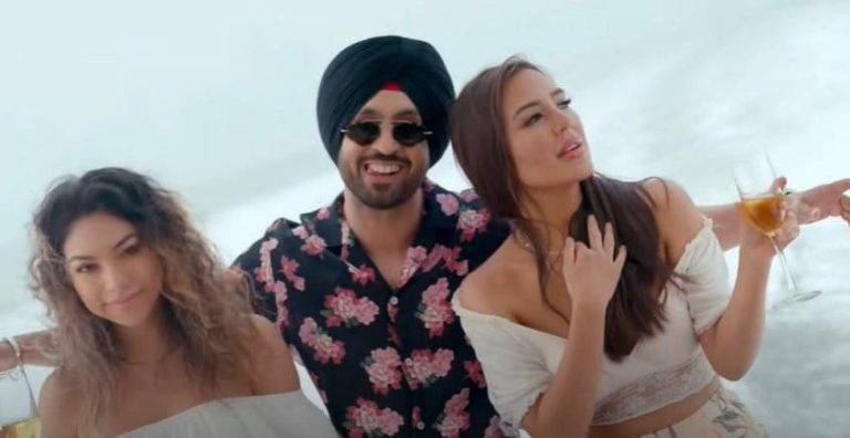 Born To Shine Song Lyrics In Hindi (2020) – Diljit Dosanjh Born To Shine Song Lyrics In Hindi (2020) – Diljit Dosanjh