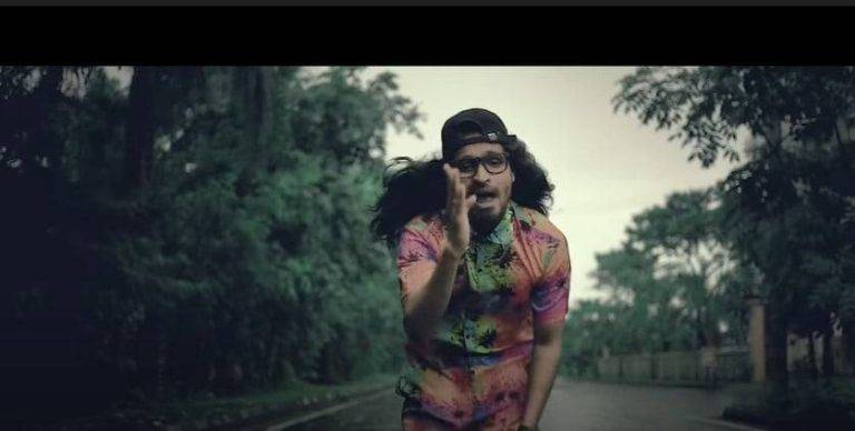 Ladka Alag Sa Song Lyrics In Hindi (2020) – Emiway